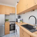 Bright In Warsaw's Wola Next To The Metro By Renters * Warszawa