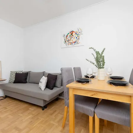 Bright In Warsaw's Wola Next To The Metro By Renters *