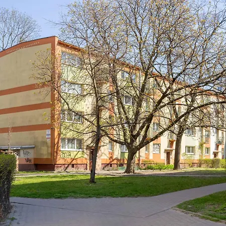 Bright In Warsaw's Wola Next To The Metro By Renters * Warszawa